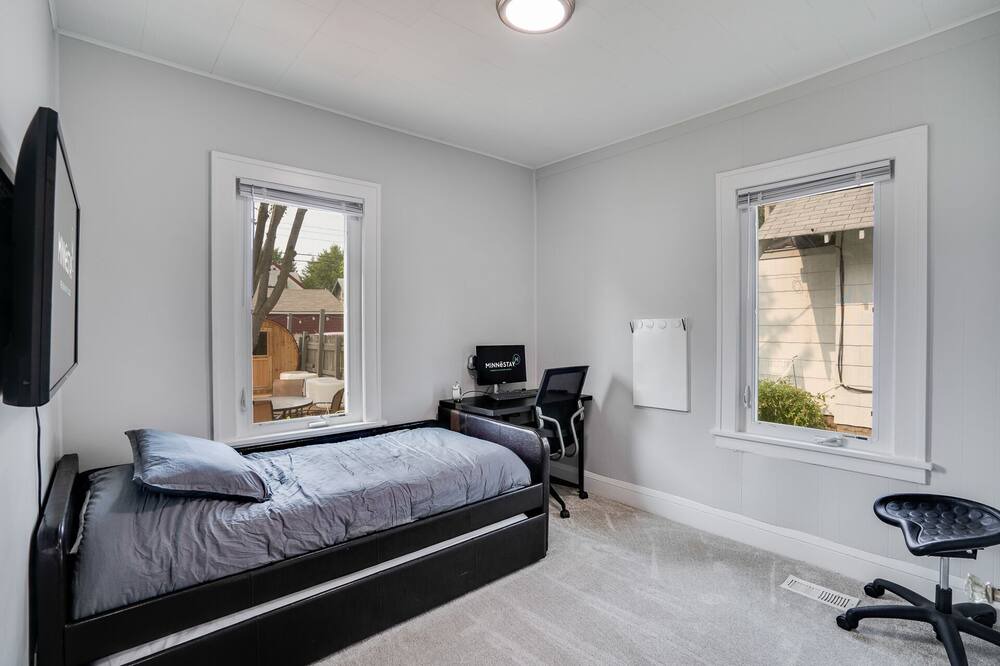 Photo of Bedroom in Powderhorn