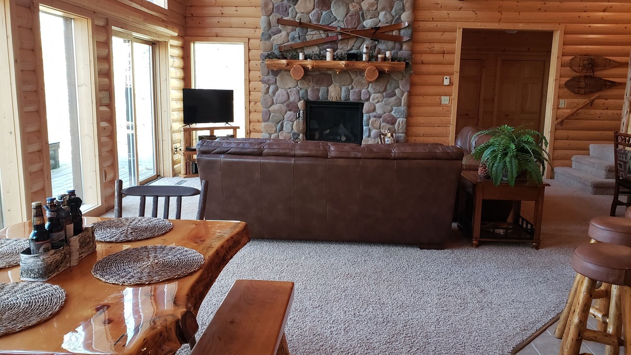 Photo of Livingroom in Stone Lake