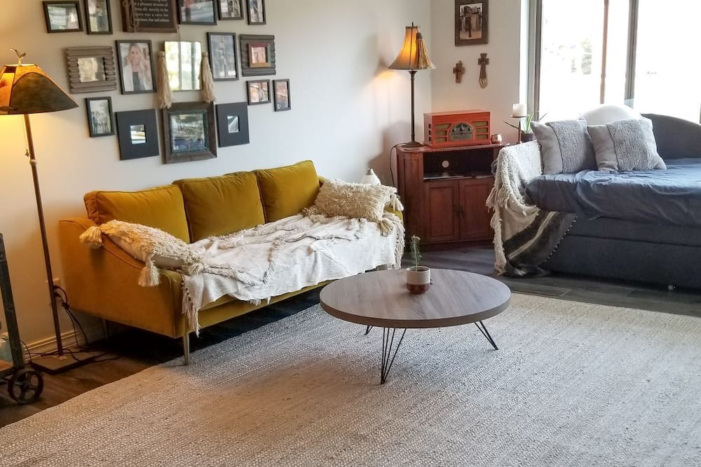 Photo of Bedroom in Linden Hills