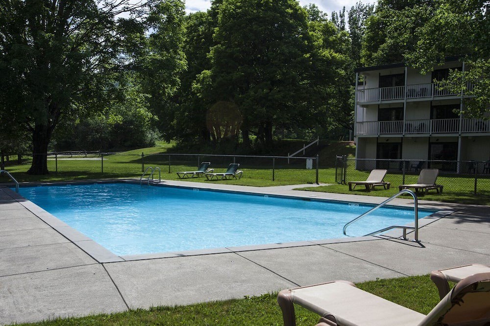 Photo of Outdoor in Warren