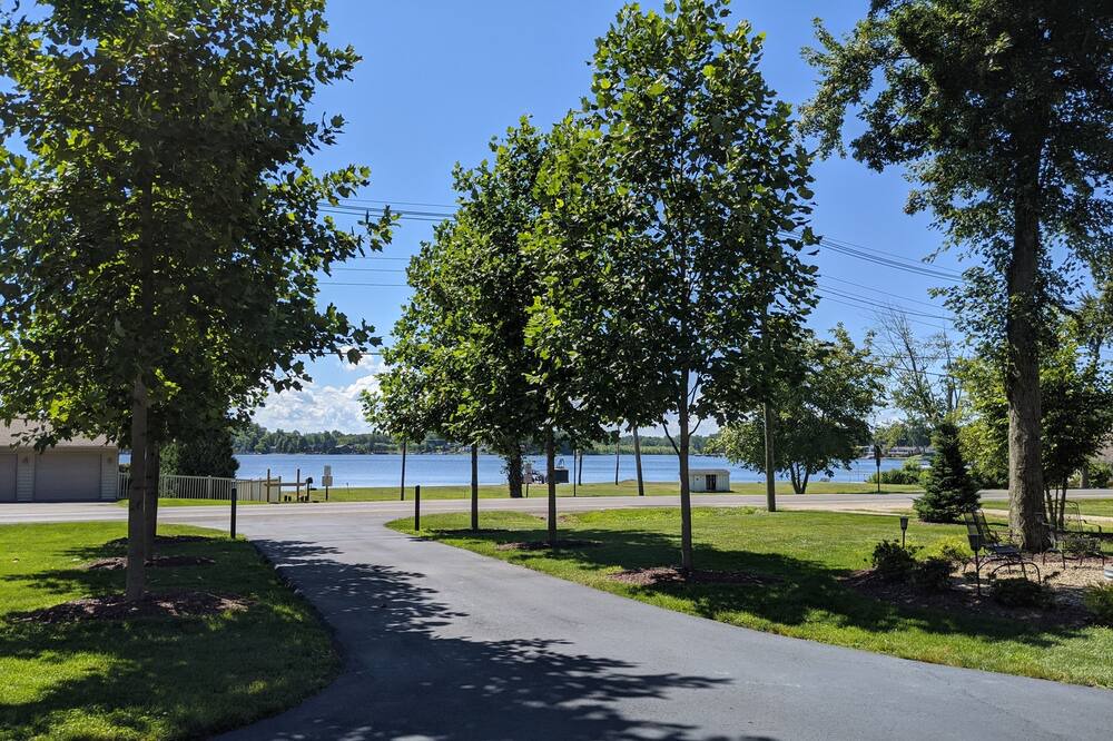 Photo of Outdoor in Paw Paw Lake
