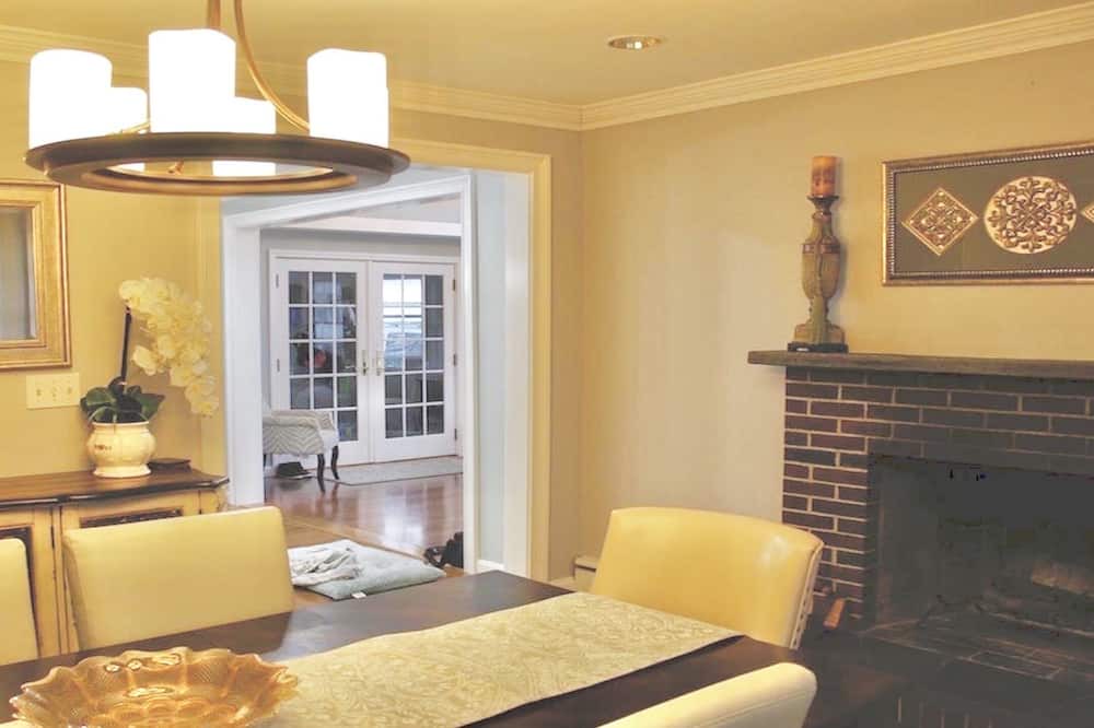 Photo of Bedroom in Marlborough