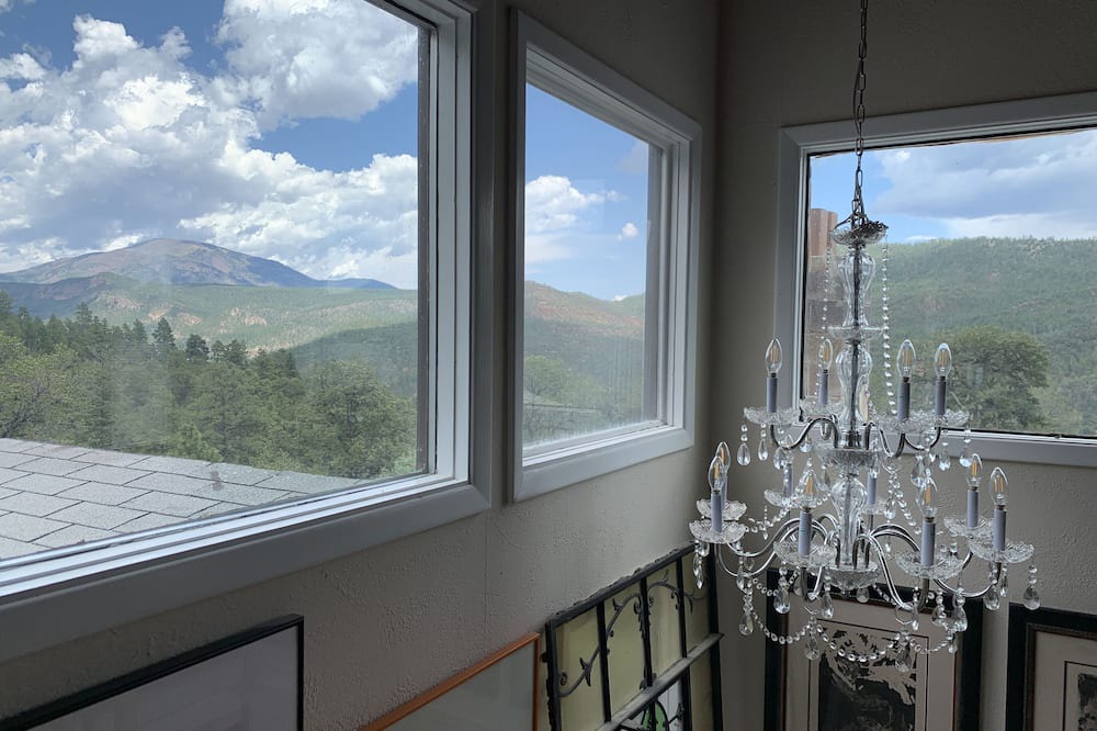 Photo of Bedroom in Jemez Springs