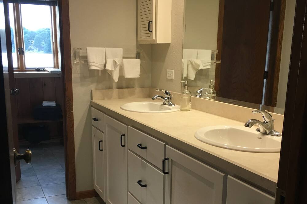 Photo of Bathroom in Prior Lake