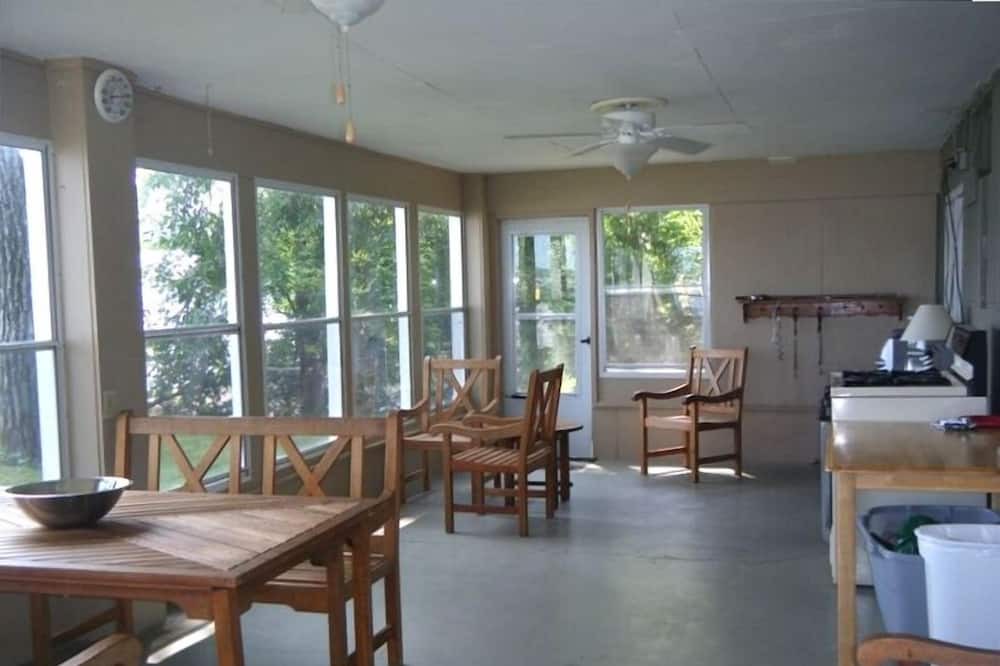 Photo of Outdoor in Lakeland