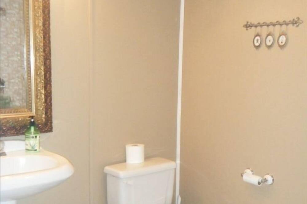 Photo of Bathroom in Lakeland