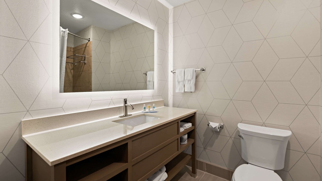 Photo of Bathroom in Hudson