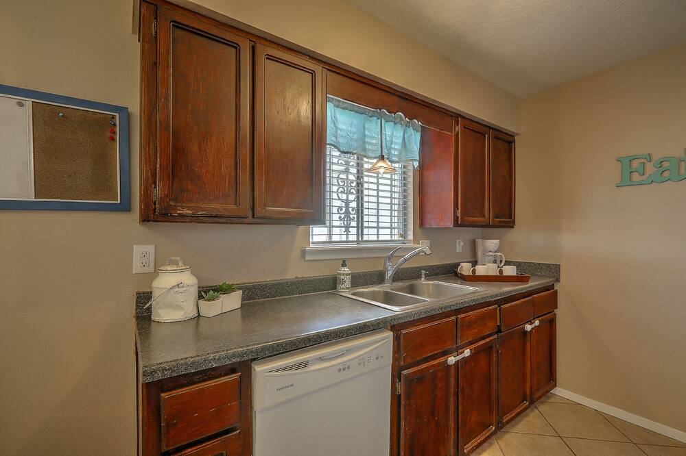 Photo of Kitchen in Northeast Heights