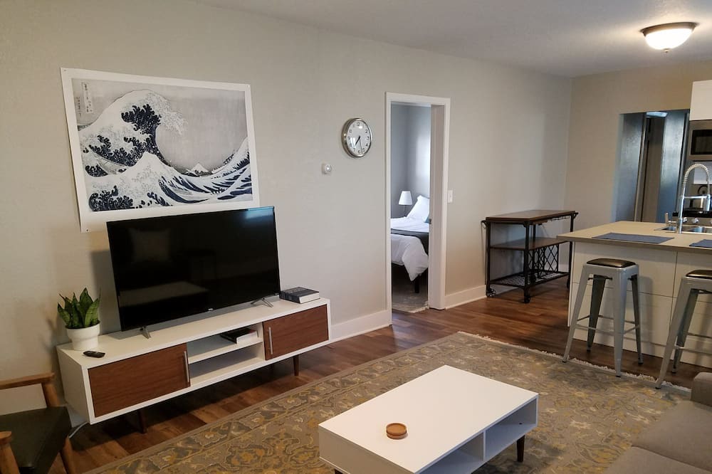 Photo of Livingroom in Northeast Minneapolis
