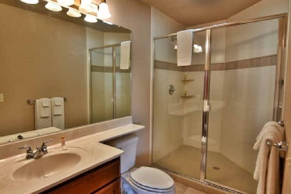Photo of Bathroom in Birchwood