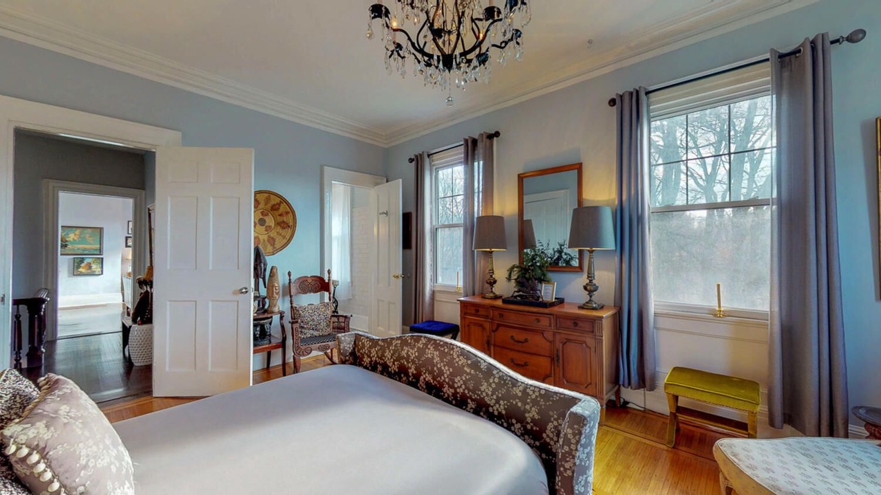 Photo of Bedroom in Troy