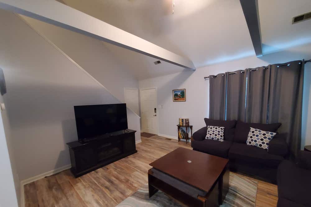 Photo of Livingroom in Berkeley