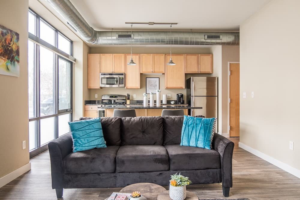 Photo of Livingroom in Downtown Minneapolis