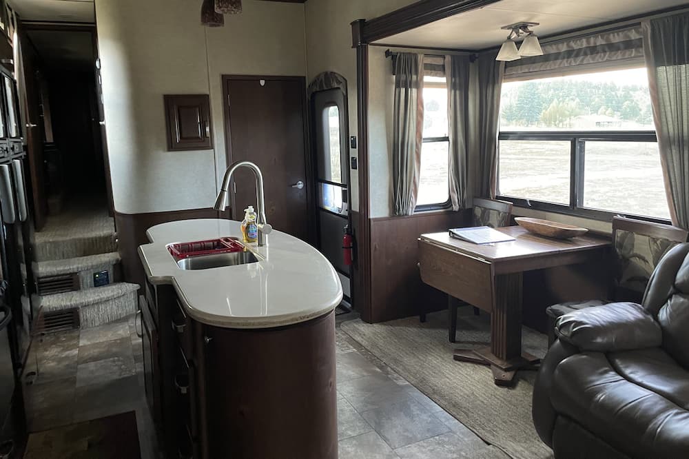 Photo of Bedroom in Holman