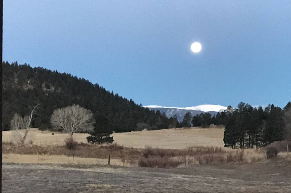 Photo of Outdoor in Holman