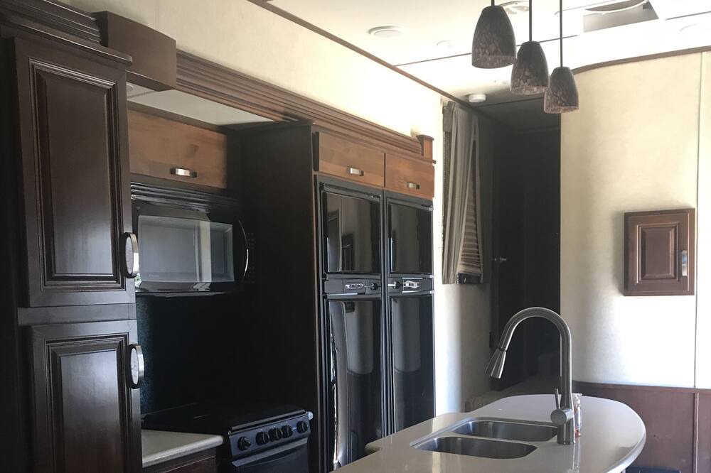 Photo of Kitchen in Holman