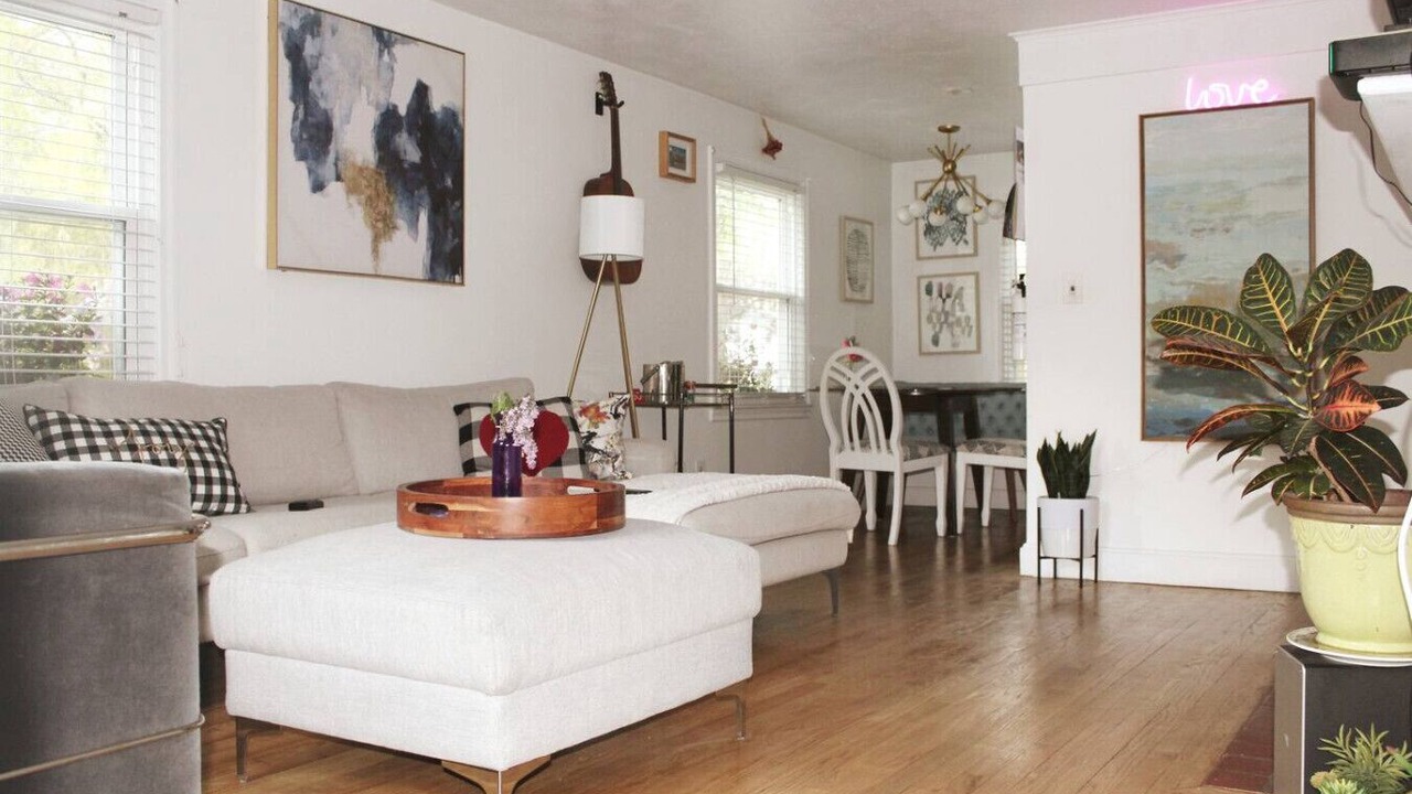Photo of Livingroom in Longmeadow