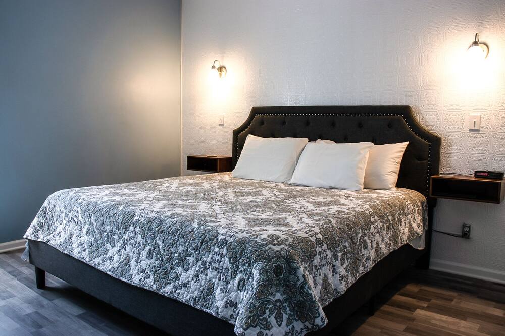 Photo of Bedroom in Lanesboro