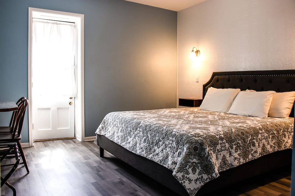 Photo of Bedroom in Lanesboro