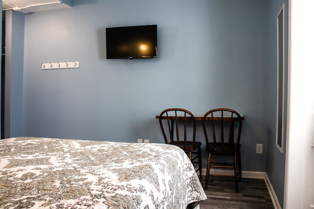 Photo of Bedroom in Lanesboro