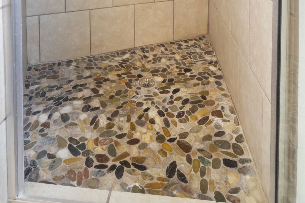 Photo of Bathroom in Northeast Heights