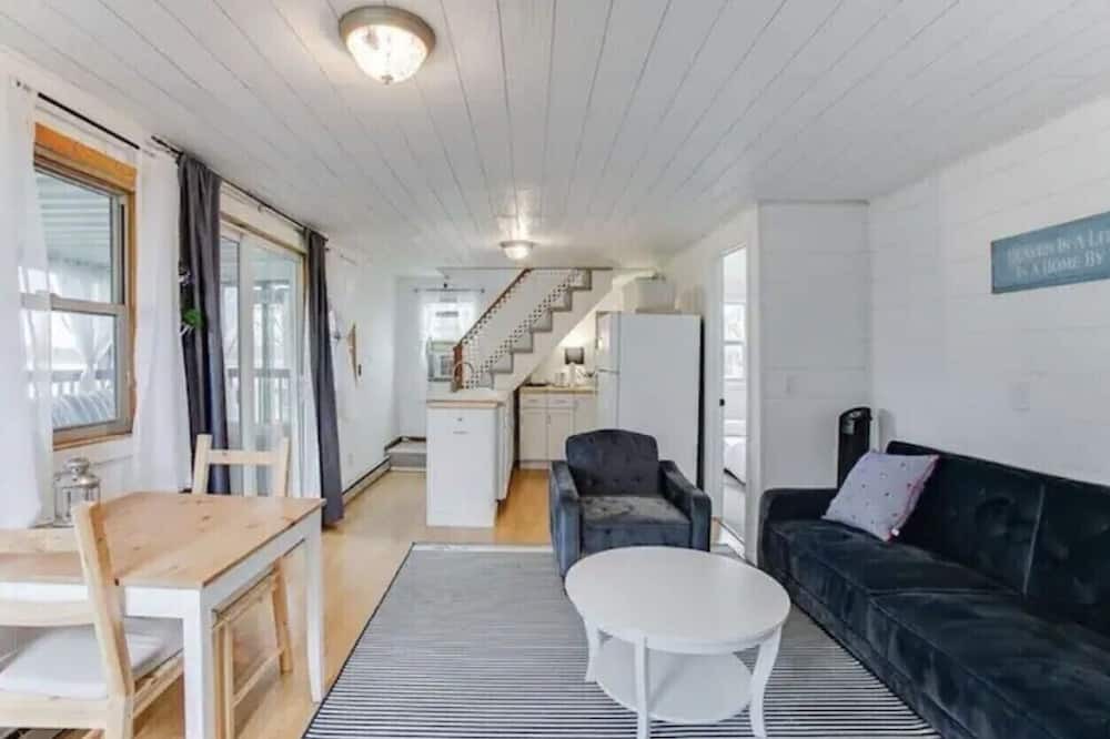 Photo of Livingroom in South Haven