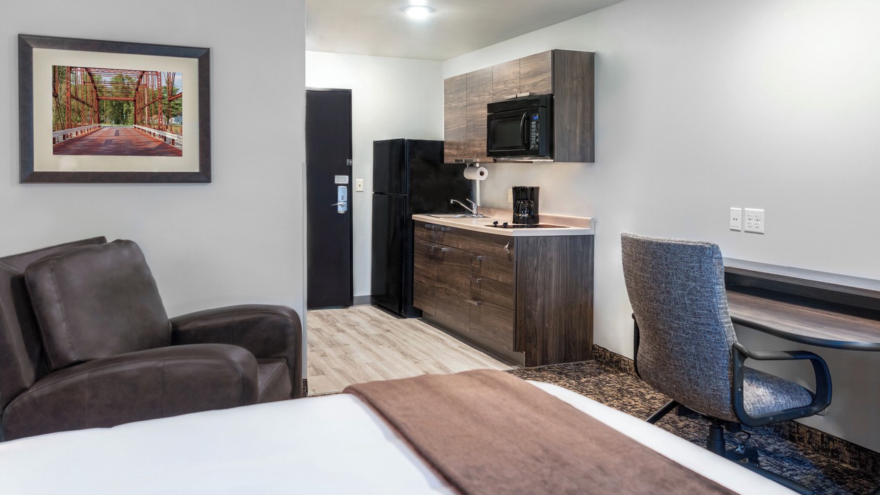 Photo of Kitchen in Ashwaubenon