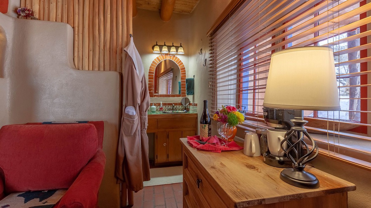 Photo of Livingroom in Taos