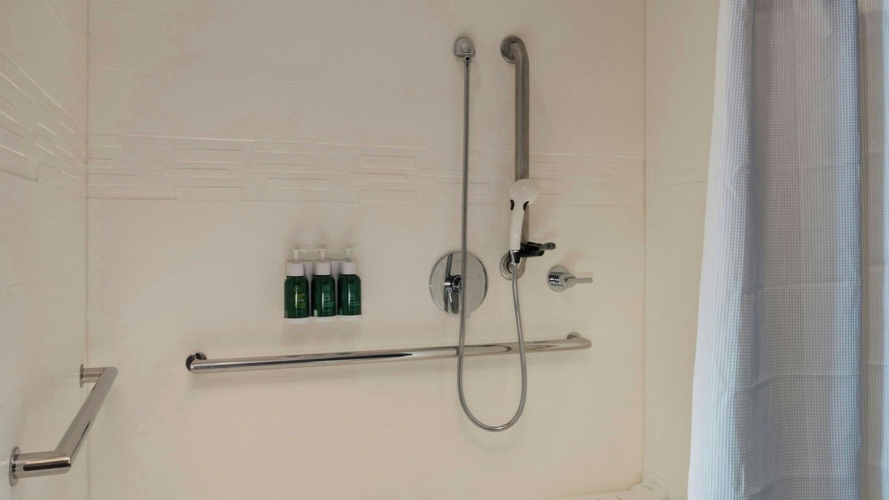 Photo of Bathroom in West Seventh
