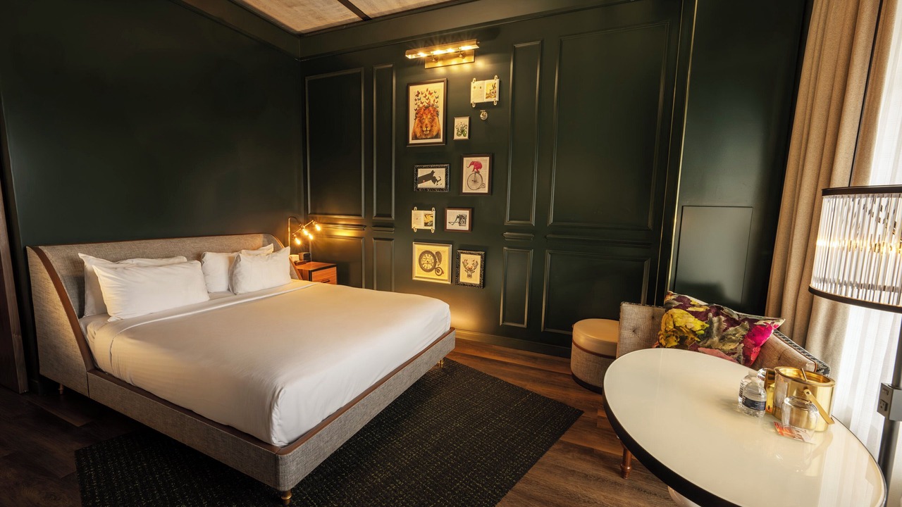 Photo of Bedroom in Metro Center