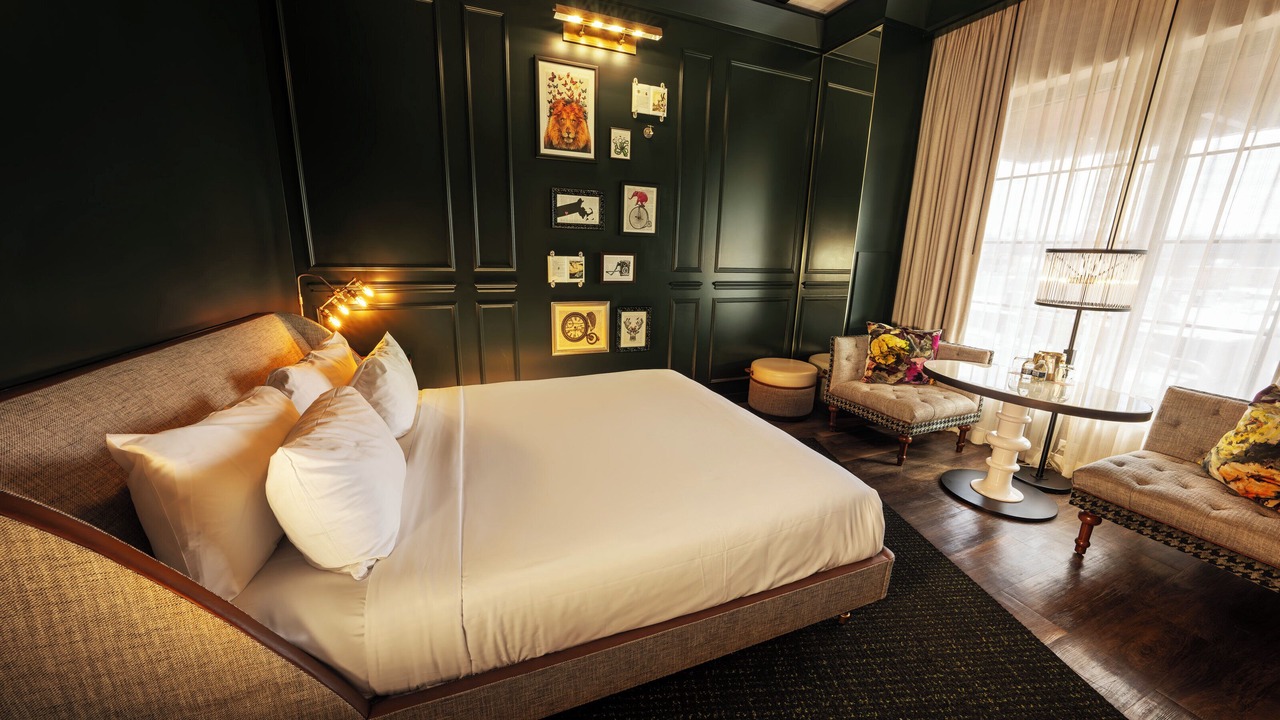 Photo of Bedroom in Metro Center