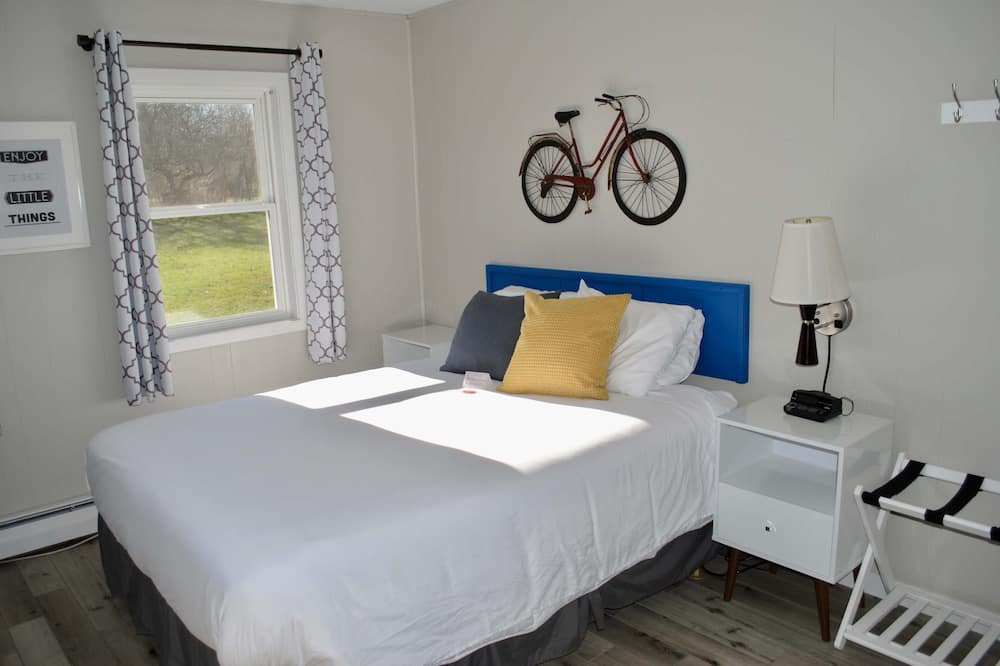 Photo of Bedroom in Mount Horeb