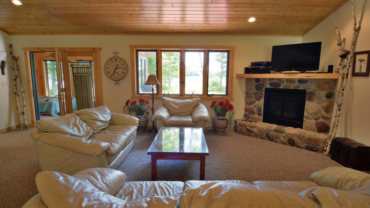Photo of Livingroom in Cable