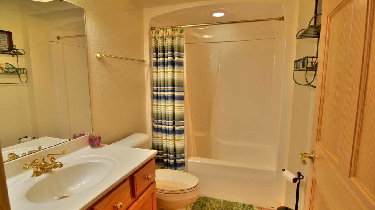 Photo of Bathroom in Cable