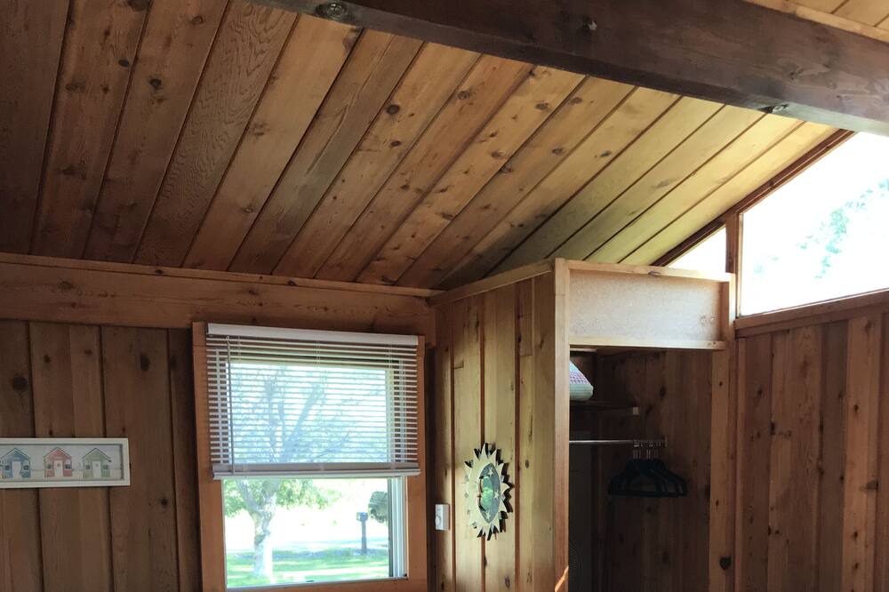 Photo of Bedroom in Champlain
