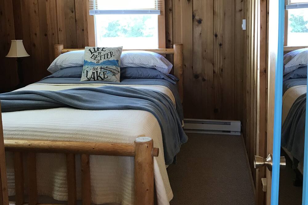 Photo of Bedroom in Champlain