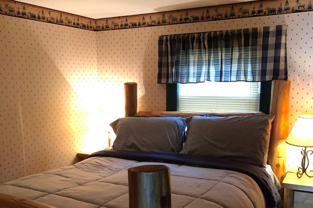 Photo of Bedroom in Pillager