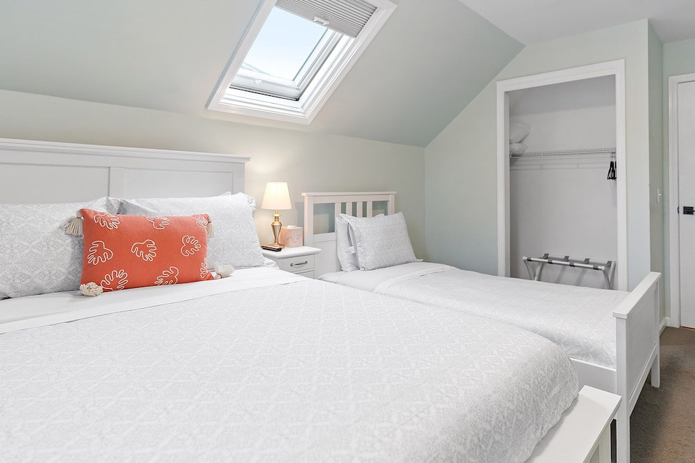 Photo of Bedroom in Yachting Village