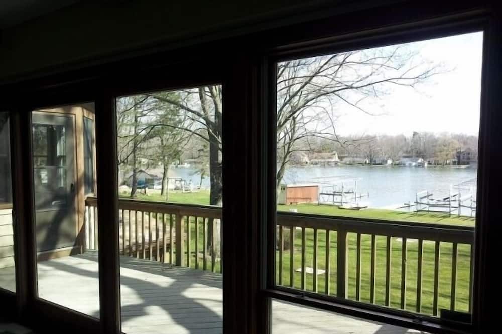 Photo of Patio Balcony in Powers Lake