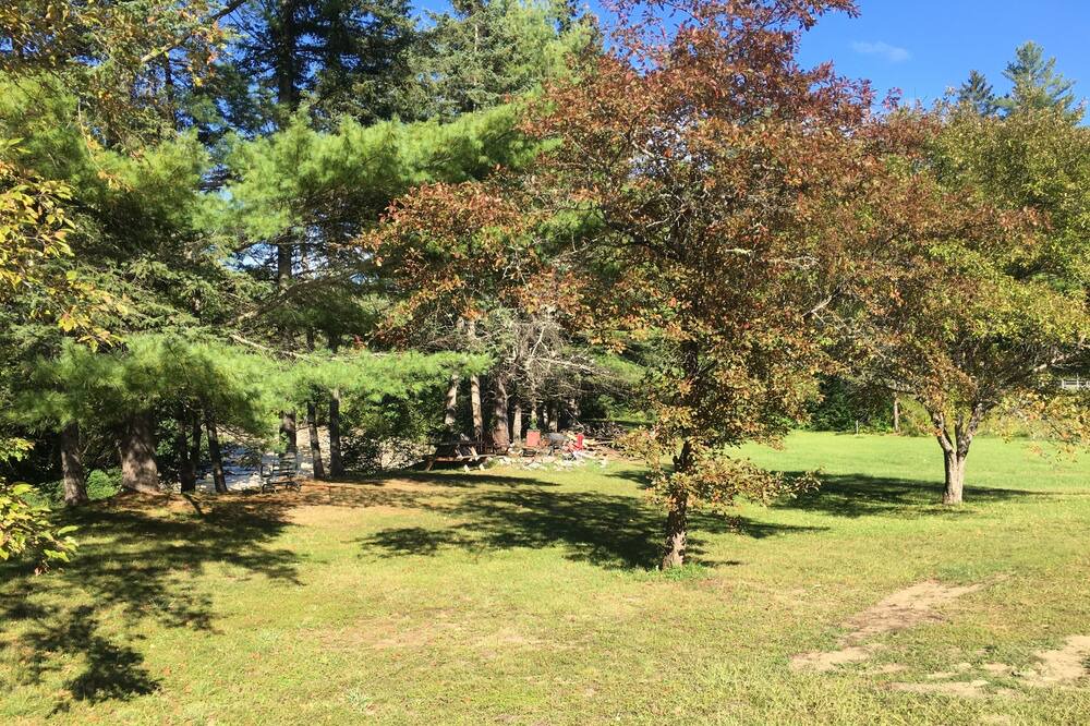 Photo of Outdoor in Hardwick