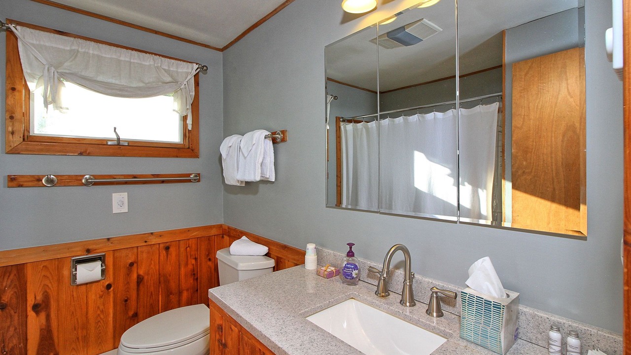 Photo of Bathroom in Pittsfield