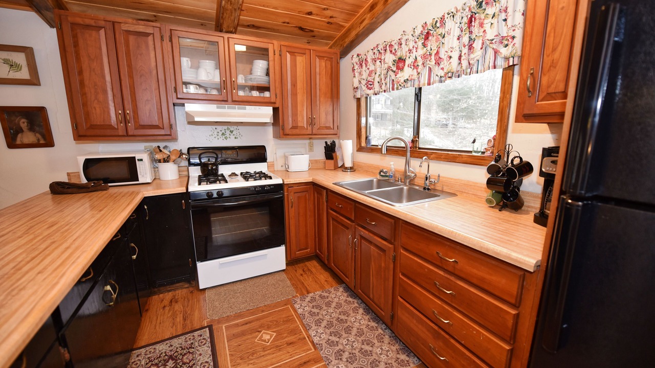 Photo of Kitchen in Eidelweiss Village