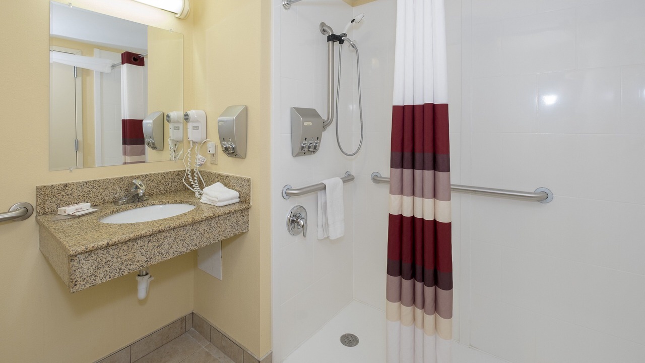 Photo of Bathroom in Parole