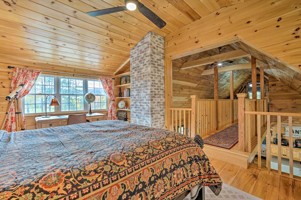Photo of Bedroom in Wardsboro