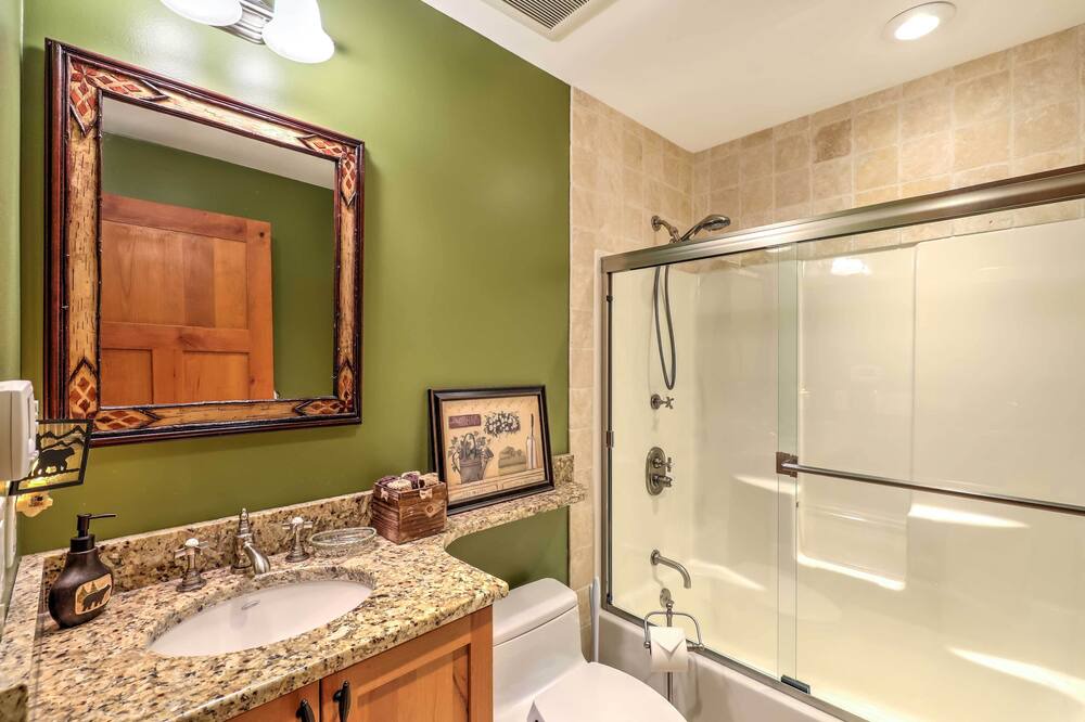 Photo of Bathroom in Lake Placid