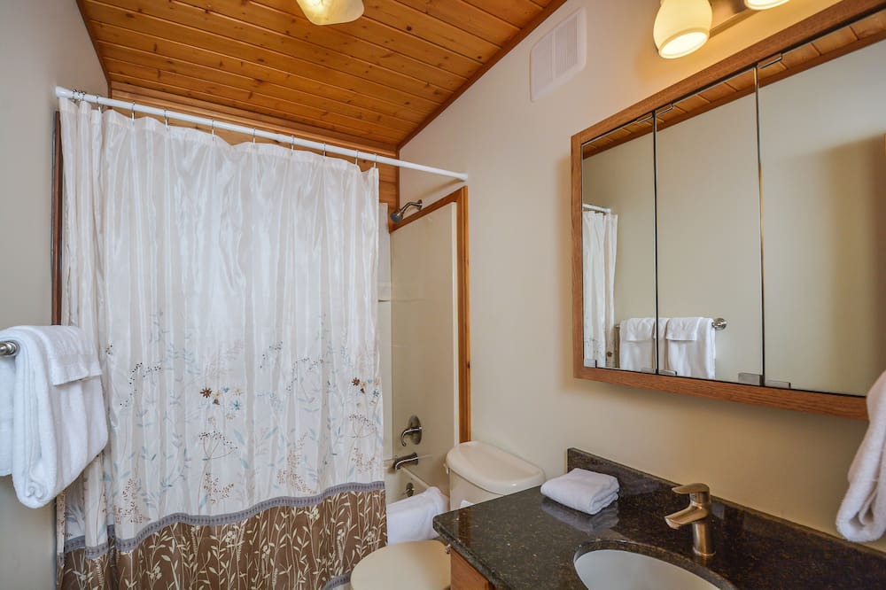Photo of Bathroom in Swanton