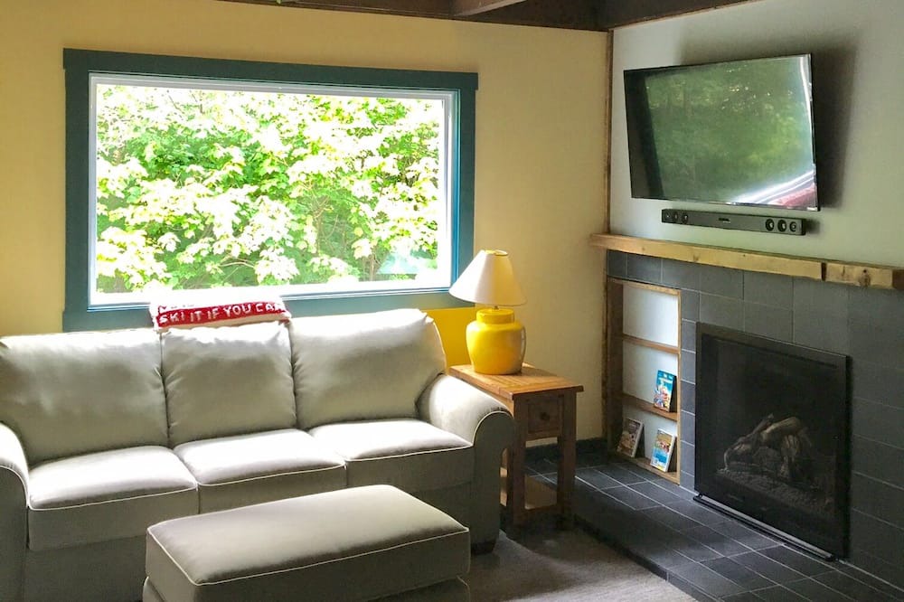 Photo of Livingroom in Bolton Valley