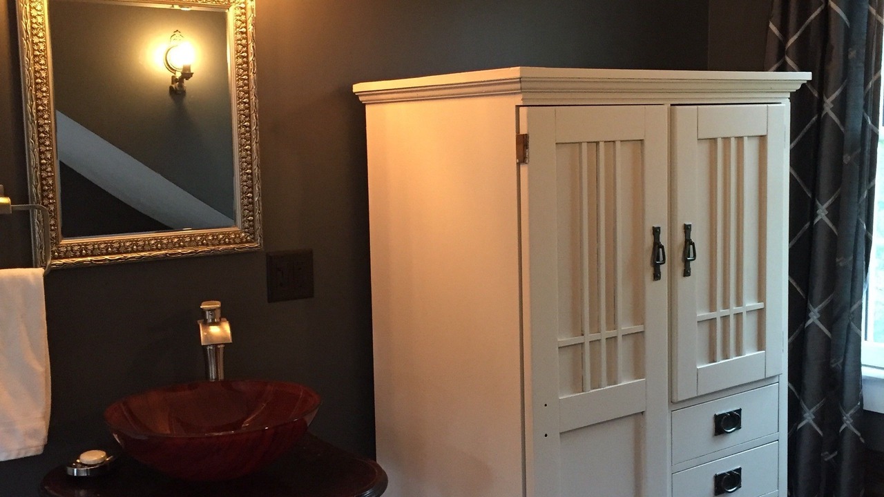 Photo of Bedroom in Saugatuck