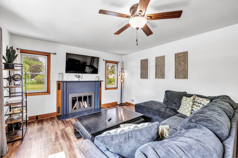 Photo of Livingroom in Green Bay