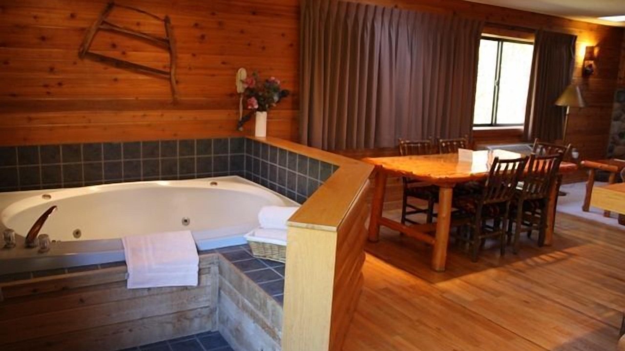 Photo of Bathroom in Siren